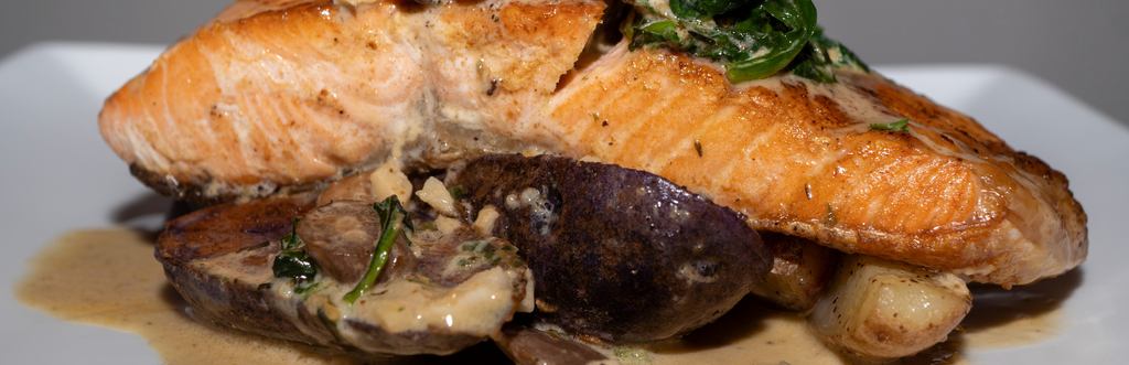 Garlic Cream Sauce Recipe - Alaskan King Crab Co.