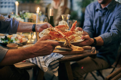 How to Steam Alaskan King Crab Legs on an Open Grill