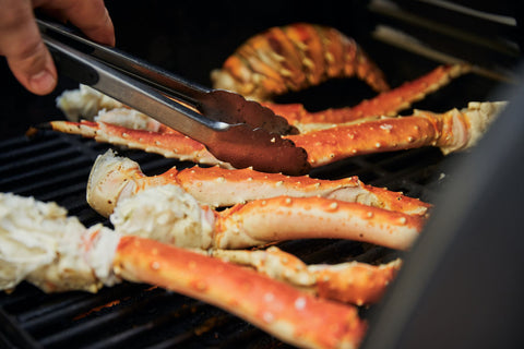 Throwing a Crab Feast? Here’s What You’ll Need to Make It a Success
