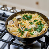 Hardshell clams in a pasta 